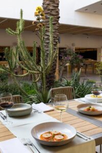 servicio de hosteleria en exterior asegurado en responsabilidad civil obligatoria con seguro de hosteleria
