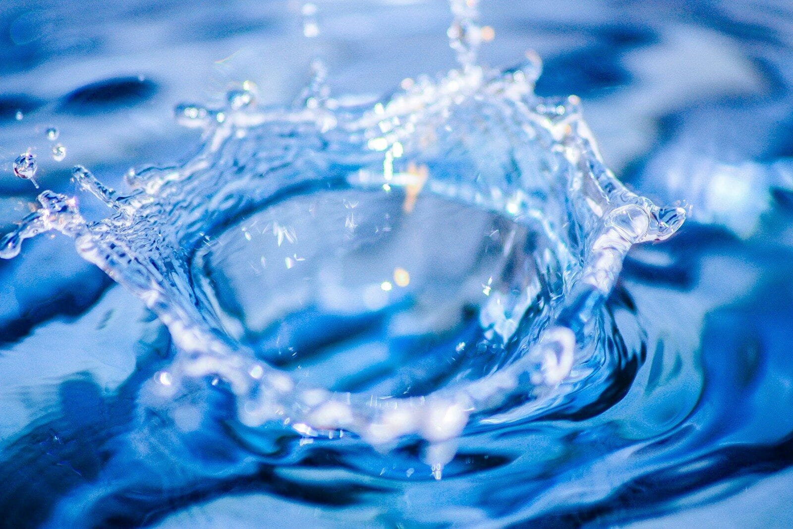 Este agua es un bien necesario pero puede ser perjudicial si causa daños por agua, el seguro hogar actúa.
