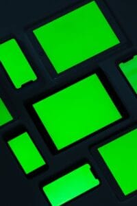 El uso masivo de estos aparatos digitales necesita ciberseguro para empresas
